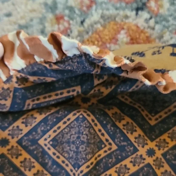 Kate Quinn Button Up light jacket - Picture 7 of 9